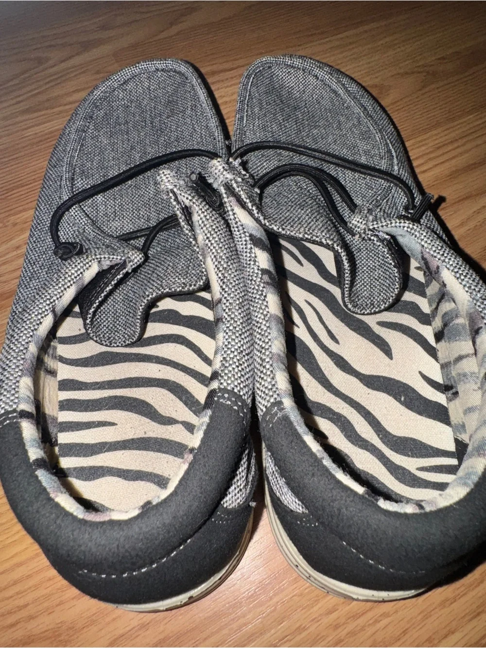 Men's Casual Grey Slip-On Shoes with Zebra Insole